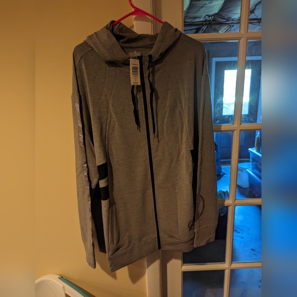 Torrid marvel avengers hoodie Size 4
